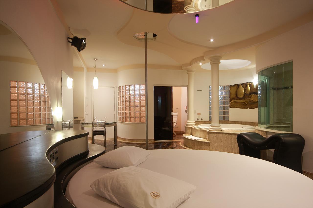 Motel Imperium (Adults Only) โอซาสโก ภายนอก รูปภาพ